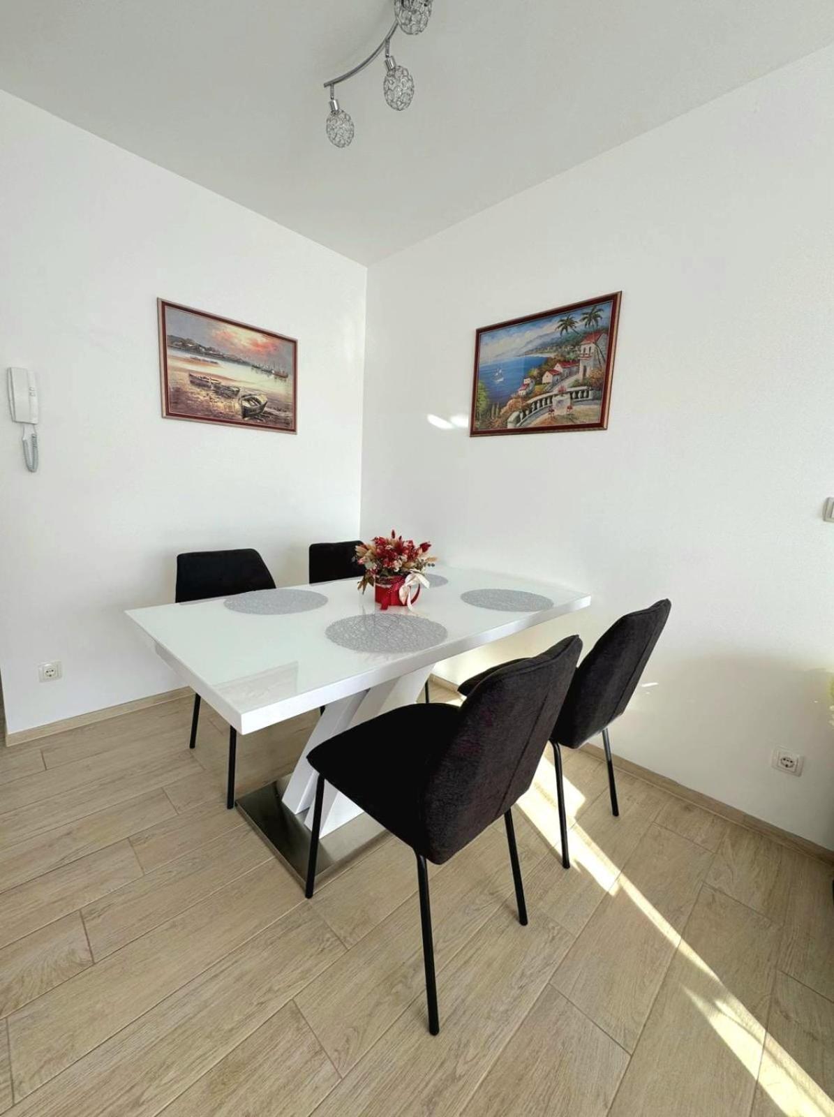 Apartment Misic Traù Esterno foto